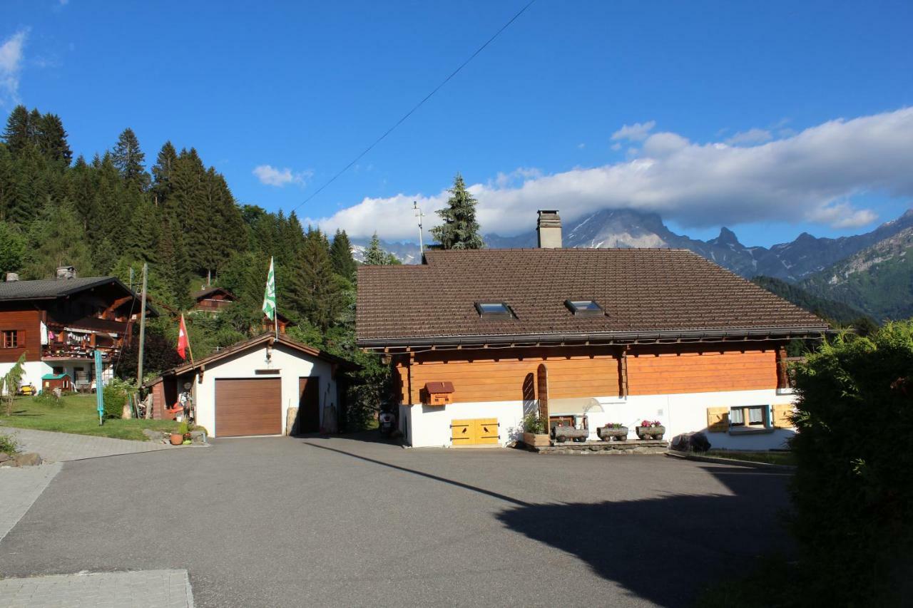 Chalet Le Slalom Arveyes 外观 照片