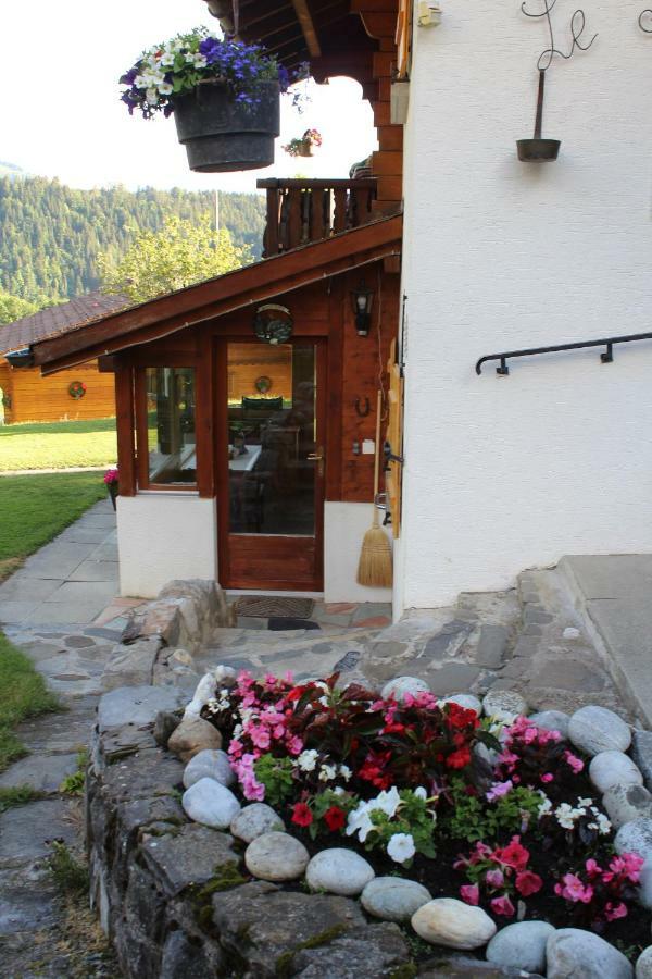 Chalet Le Slalom Arveyes 外观 照片